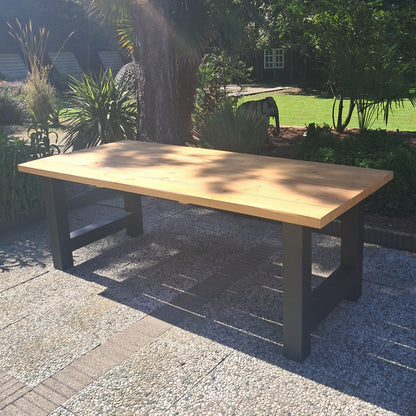 Houten eettafel op maat 220 cm – standaard behandeling, handgemaakt douglas